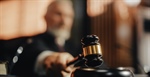 Legittimo il licenziamento del lavoratore che fuma in aree proibite, anche se precedentemente vi è stata tolleranza da parte del datore